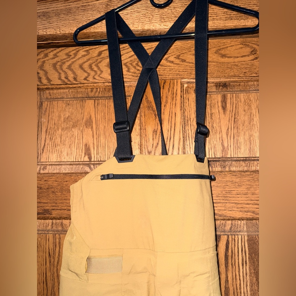 The North Face Tan and Black Ski Pants size medium women’s - Picture 2 of 7